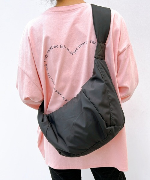 y/m（イム）の「ナイロンラウンドショルダーバッグ（ショルダーバッグ・レディース・ブラック/ホワイト・FREE）」の6枚目の写真