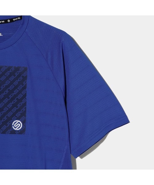 SKINS(スキンズ)の「SKINS(スキンズ)吸水プリントTシャツ(Tシャツ/カットソー・メンズ・ブラック/ブルー/ホワイト・50/48/46)」の13枚目の写真