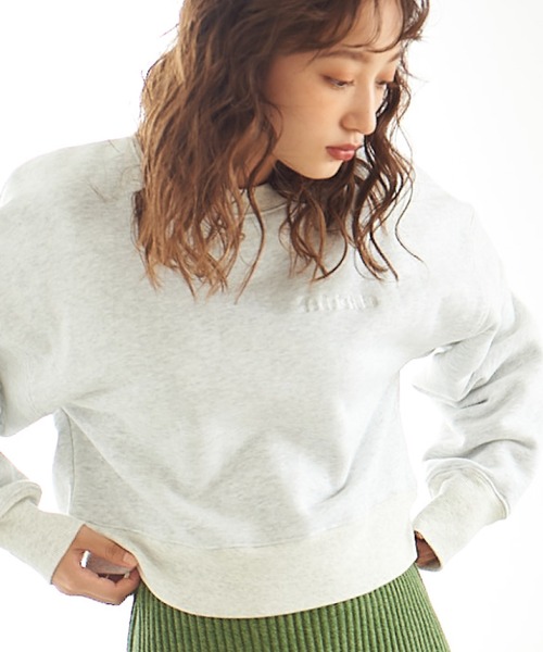 LASHIKU(ラシク)の「【LASHIKU】刺繍ロゴスウェット(スウェット・レディース・ライトグレー/ブラウン/ブラック・FREE)」の1枚目の写真
