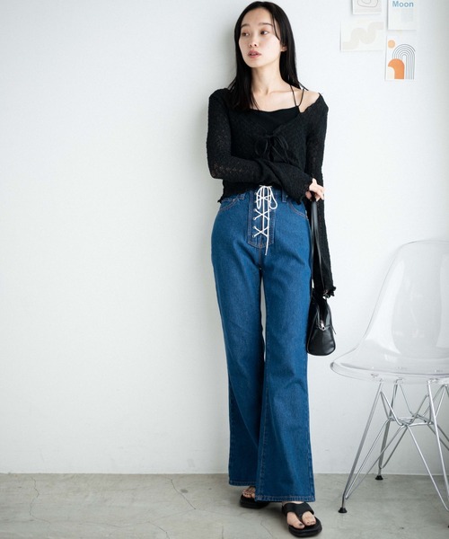 WEGO（ウィゴー）の「WEGO/レースアップフレアパンツ（デニムパンツ・レディース・インディゴブルー/ライトインディゴブルー・SMALL/MEDIUM）」の3枚目の写真