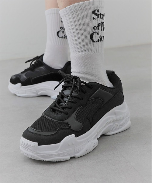 COLONY 2139（コロニートゥーワンスリーナイン）の「厚底スニーカー（スニーカー・レディース・ブラック/ブラック系その他/ホワイト・SMALL/MEDIUM/LARGE）」の2枚目の写真