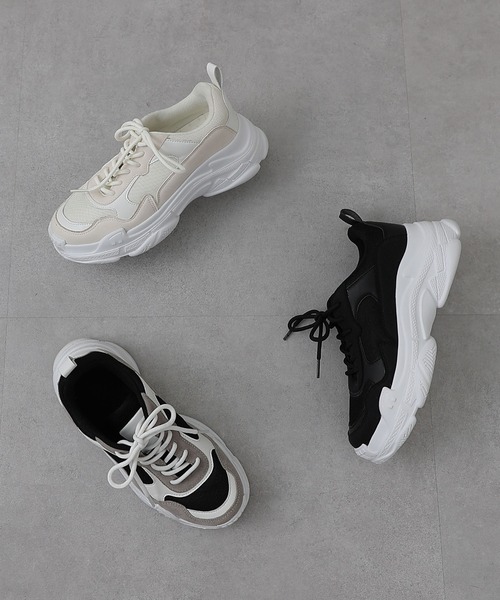 COLONY 2139（コロニートゥーワンスリーナイン）の「厚底スニーカー（スニーカー・レディース・ブラック/ブラック系その他/ホワイト・SMALL/MEDIUM/LARGE）」の4枚目の写真