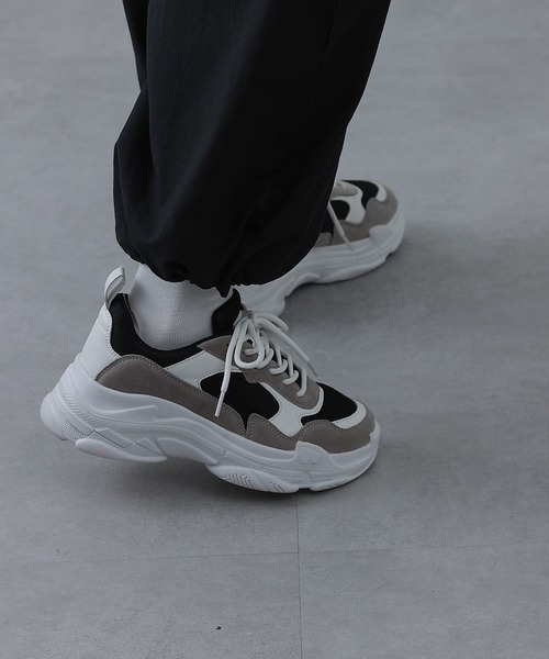 COLONY 2139（コロニートゥーワンスリーナイン）の「厚底スニーカー（スニーカー・レディース・ブラック/ブラック系その他/ホワイト・SMALL/MEDIUM/LARGE）」の12枚目の写真