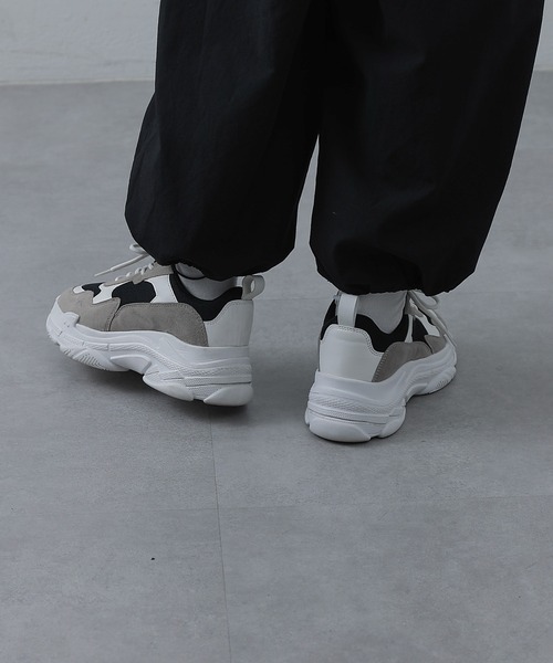 COLONY 2139（コロニートゥーワンスリーナイン）の「厚底スニーカー（スニーカー・レディース・ブラック/ブラック系その他/ホワイト・SMALL/MEDIUM/LARGE）」の14枚目の写真