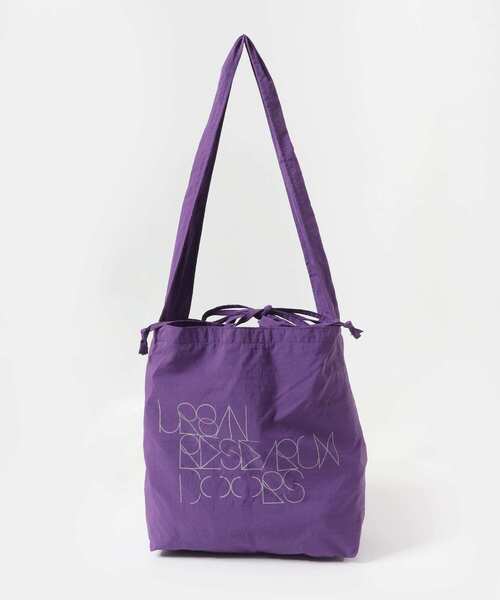URBAN RESEARCH DOORS(アーバンリサーチドアーズ)の「20周年ロゴプリントショルダーバッグ(ショルダーバッグ・メンズ・チャコールグレー/オフホワイト/パープル/ブラック・-)」の18枚目の写真