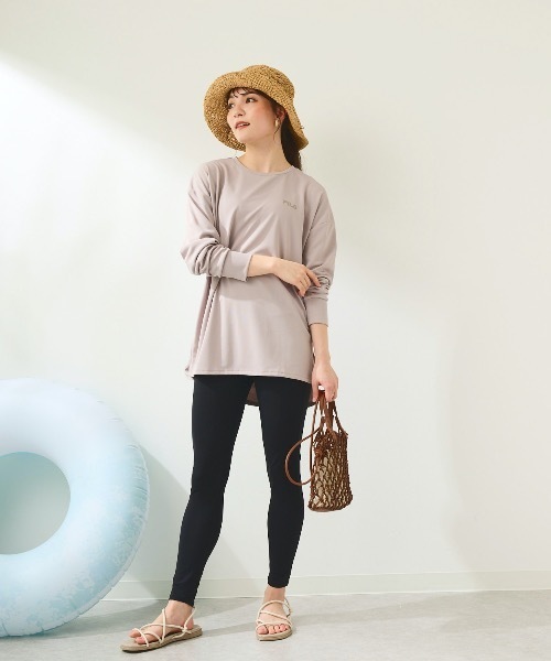 FILA（フィラ）の「【FILA:フィラ】レディース水陸両用フィットネスウェア2点セット  セット水着 ヨガウェア ピラティス トレーニングウェア（水着・レディース・ベージュ/ブラック/ラベンダー/ブラック×グレー・X-LARGE/MEDIUM/XX-LARGE/LARGE/XXX-LARGE）」の13枚目の写真