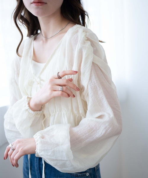 WEGO（ウィゴー）の「WEGO/シャーリングシアーブラウス（シャツ/ブラウス・レディース・ブラック/オフホワイト・FREE）」の6枚目の写真