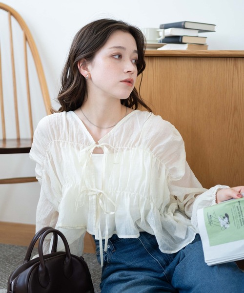 WEGO（ウィゴー）の「WEGO/シャーリングシアーブラウス（シャツ/ブラウス・レディース・ブラック/オフホワイト・FREE）」の11枚目の写真