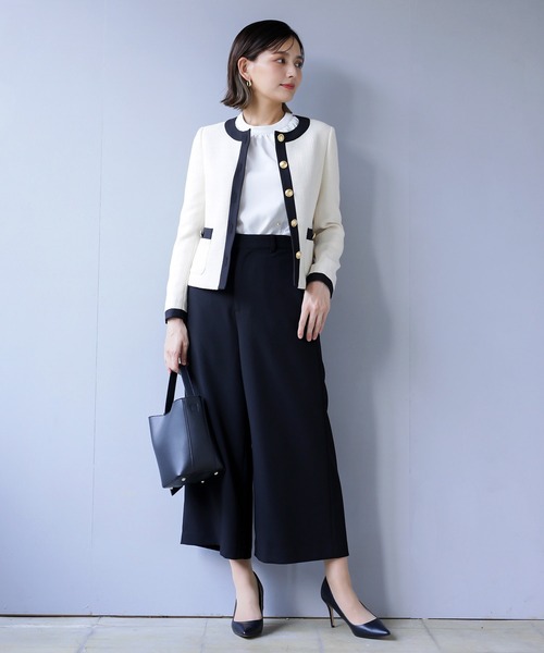 WHITE JOOLA（ホワイトジョーラ）の「サイドパール調ブラウス（シャツ/ブラウス・レディース・ベージュ/ネイビー/サックスブルー/オフホワイト・M/S/L）」の10枚目の写真