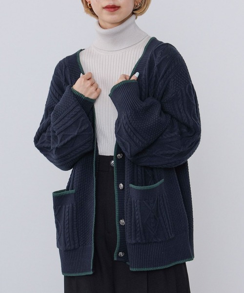 BEAMS HEART(ビームスハート)の「BEAMS HEART / プレッピー ニットカーディガン(カーディガン/ボレロ・レディース・ネイビー/ホワイト系その他5・FREE)」の2枚目の写真
