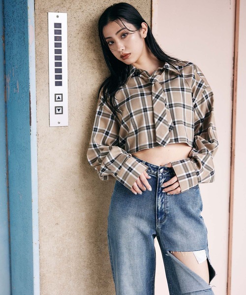 ENVYM(アンビー)の「ネクタイシャツ(シャツ/ブラウス・レディース・グレー/ベージュ/ホワイト・FREE)」の1枚目の写真