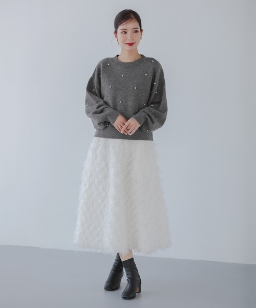 Fit more(フィットモア)の「【ZOZO限定商品】ビジューフェザーニット(ニット/セーター・レディース・ホワイト/ブラック/グレー・FREE)」の4枚目の写真