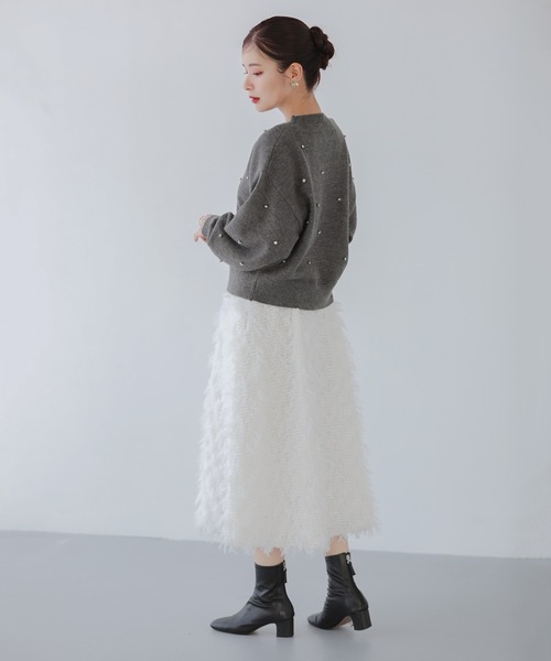 Fit more(フィットモア)の「【ZOZO限定商品】ビジューフェザーニット(ニット/セーター・レディース・ホワイト/ブラック/グレー・FREE)」の6枚目の写真