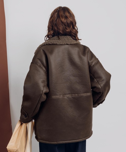MUHET(ミュエータ)の「フェイクムートンコート(ムートンコート・レディース・ブラウン/ブラック・MEDIUM/X-LARGE)」の21枚目の写真
