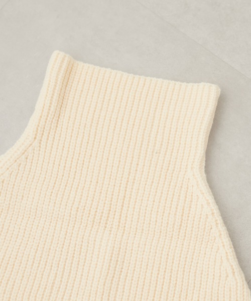 natural couture(ナチュラルクチュール)の「タートルニットケープ(ストール/ショール・レディース・アイボリー/ブラック・FREE)」の21枚目の写真