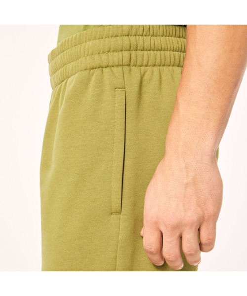 OAKLEY(オークリー)の「オークリー RELAX SHORT 2.0 /ハーフパンツ・ショーツ/LIFESTYLE ライフスタイル/OAKLEY(その他パンツ・メンズ・ブラック/ダークグリーン・L/M/S)」の16枚目の写真