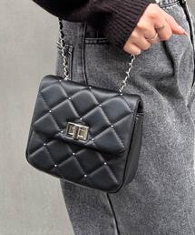 スタッズ付キルティングショルダーバッグ