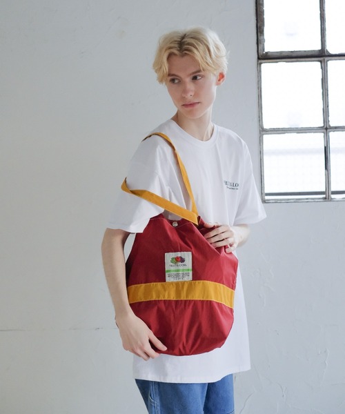 FRUIT OF THE LOOM（フルーツオブザルーム）の「NYLON TOTEBAG L / ナイロントートバッグ / カジュアル / デイリー / ジェンダーレス（トートバッグ・メンズ・ブラック/グリーン/レッド/グレー/ブルー/アイボリー/チャコールグレー/ピンク/ネイビー/杢グレー/ミント/バイオレット/オリーブ/カーキ/ブルーグレー・FREE）」の15枚目の写真