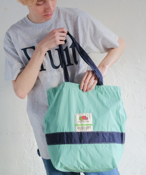 FRUIT OF THE LOOM（フルーツオブザルーム）の「NYLON TOTEBAG L / ナイロントートバッグ / カジュアル / デイリー / ジェンダーレス（トートバッグ・メンズ・ブラック/グリーン/レッド/グレー/ブルー/アイボリー/チャコールグレー/ピンク/ネイビー/杢グレー/ミント/バイオレット/オリーブ/カーキ/ブルーグレー・FREE）」の17枚目の写真