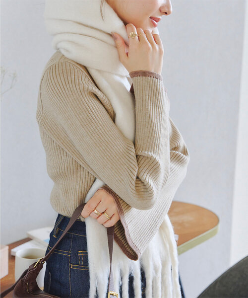 KOBE LETTUCE(コウベレタス)の「選べるフレア袖orベーシック袖!袖バイカラーもっちりリブニットトップス(ニット/セーター・レディース・ブルー/グレー系/ブラック系その他2/グレー/ブラック系その他/ホワイト系その他2/ブラック系/ベージュ系/グレイッシュベージュ/ホワイト系その他/ホワイト系/アイボリー/ブラック/ブルー系/ピンク系/サーモンピンク/ネイビー系/レッド系/ネイビー/チャコール/グレー系1/レッド・M/M1/L/L1)」の15枚目の写真