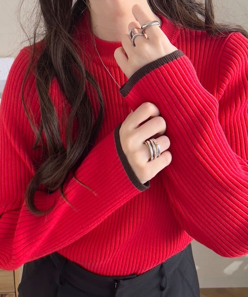 KOBE LETTUCE(コウベレタス)の「選べるフレア袖orベーシック袖!袖バイカラーもっちりリブニットトップス(ニット/セーター・レディース・ブルー/グレー系/ブラック系その他2/グレー/ブラック系その他/ホワイト系その他2/ブラック系/ベージュ系/グレイッシュベージュ/ホワイト系その他/ホワイト系/アイボリー/ブラック/ブルー系/ピンク系/サーモンピンク/ネイビー系/レッド系/ネイビー/チャコール/グレー系1/レッド・M/M1/L/L1)」の21枚目の写真