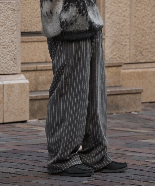 kutir(クティール)の「ストライプイージーワイドパンツ(その他パンツ・メンズ・ブラウン/チャコールグレー・SMALL/MEDIUM/LARGE)」の12枚目の写真