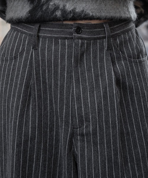 kutir(クティール)の「ストライプイージーワイドパンツ(その他パンツ・メンズ・ブラウン/チャコールグレー・SMALL/MEDIUM/LARGE)」の5枚目の写真