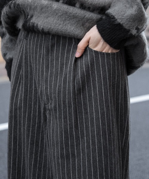 kutir(クティール)の「ストライプイージーワイドパンツ(その他パンツ・メンズ・ブラウン/チャコールグレー・SMALL/MEDIUM/LARGE)」の10枚目の写真