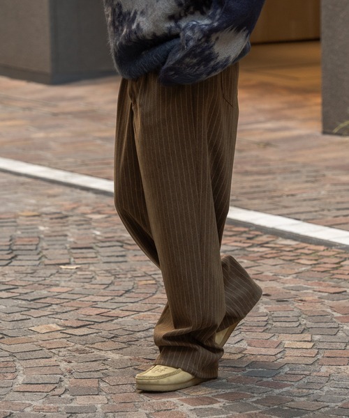 kutir(クティール)の「ストライプイージーワイドパンツ(その他パンツ・メンズ・ブラウン/チャコールグレー・SMALL/MEDIUM/LARGE)」の22枚目の写真