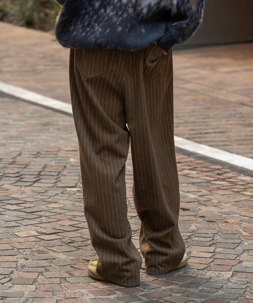 kutir(クティール)の「ストライプイージーワイドパンツ(その他パンツ・メンズ・ブラウン/チャコールグレー・SMALL/MEDIUM/LARGE)」の6枚目の写真