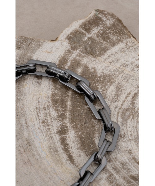 AZUL by moussy（アズールバイマウジー）の「スクエアチェーンブレスレット（ブレスレット・メンズ・シルバー/ブラック・FREE）」の6枚目の写真