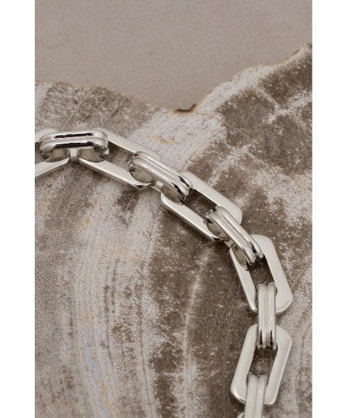 AZUL by moussy（アズールバイマウジー）の「スクエアチェーンブレスレット（ブレスレット・メンズ・シルバー/ブラック・FREE）」の12枚目の写真