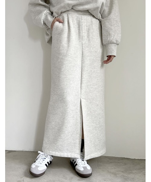 Re:EDIT（リエディ）の「[低身長サイズ有]裏起毛フロントスリットナロースカート（スカート・レディース・ブラック/アイボリー系/ホワイト/オートミール/チャコールグレー・LARGE/MEDIUM/SHORT）」の4枚目の写真