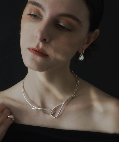 loni(ロニ)の「【金属アレルギー対応】Heart leaf mini pierce/ハートリーフミニピアス(ピアス(両耳用)・レディース・ゴールド/シルバー・FREE)」の19枚目の写真