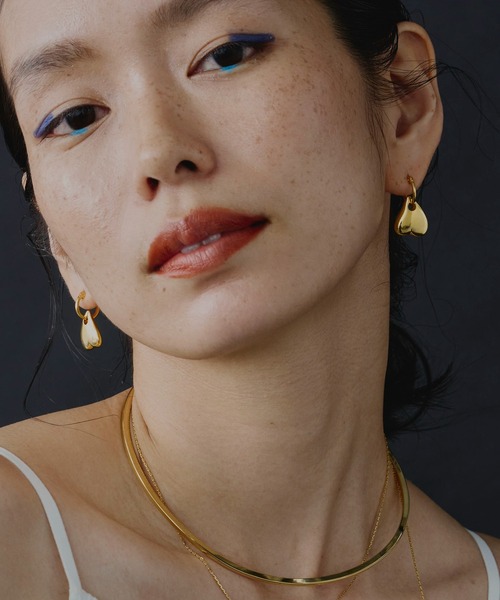 loni(ロニ)の「【金属アレルギー対応】Heart leaf mini pierce/ハートリーフミニピアス(ピアス(両耳用)・レディース・ゴールド/シルバー・FREE)」の5枚目の写真