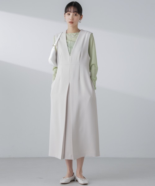 NANO universe(ナノユニバース)の「ラメシアーカットトップス(Tシャツ/カットソー・レディース・ブラック/ライトベージュ/ライム・S/M)」の22枚目の写真