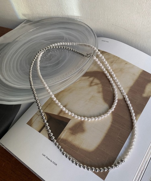 DouDou（ドゥドゥ）の「ロングボリュームチェーン×パールネックレス（ネックレス・レディース・シルバー・FREE）」の3枚目の写真