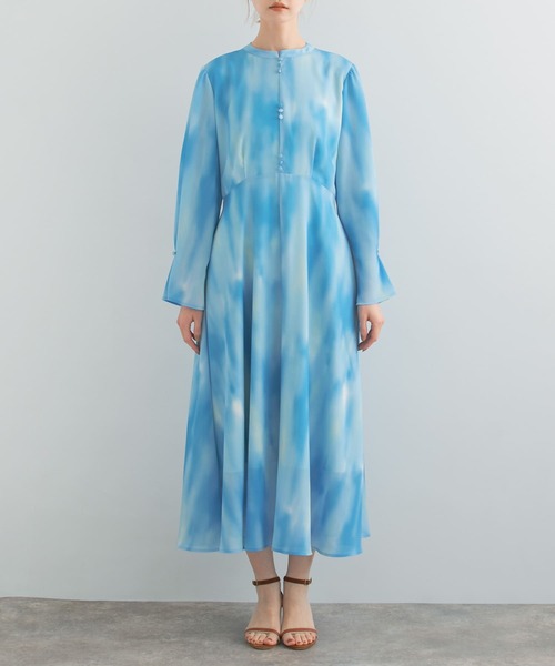 URBAN RESEARCH ROSSO WOMEN(アーバンリサーチ ロッソ)の「カラーグラデーションプリントワンピース(ワンピース・レディース・イエロー系その他/ブルー系その他・FREE)」の19枚目の写真