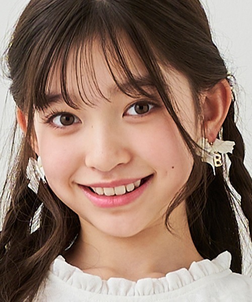 by LOVEiT(バイラビット)の「リボンイヤリング(イヤリング・キッズ・ホワイト/ピンク/ブルー・FREE)」の2枚目の写真