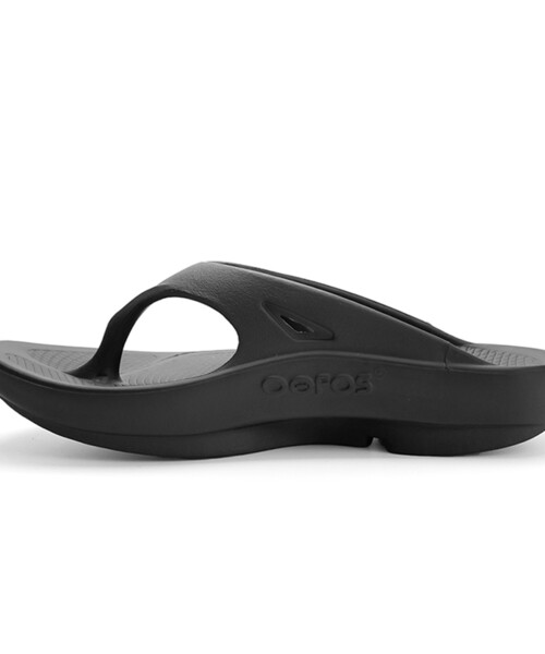 OOFOS(ウーフォス)の「【OOFOS/ウーフォス】OOriginal(サンダル・レディース・グレー/ベビーピンク/ブラック/ベージュ/ライトグレー・25/24/23)」の6枚目の写真