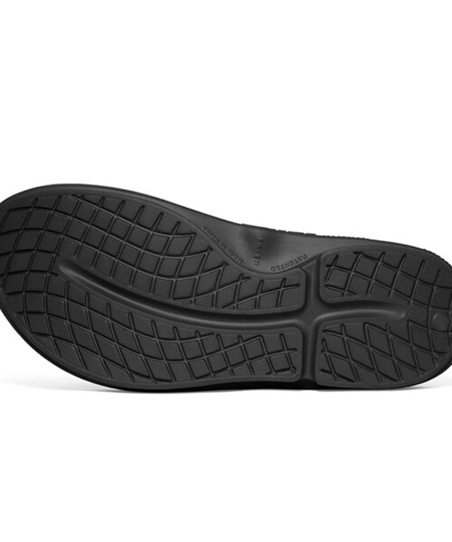 OOFOS(ウーフォス)の「【OOFOS/ウーフォス】OOriginal(サンダル・レディース・グレー/ベビーピンク/ブラック/ベージュ/ライトグレー・25/24/23)」の8枚目の写真