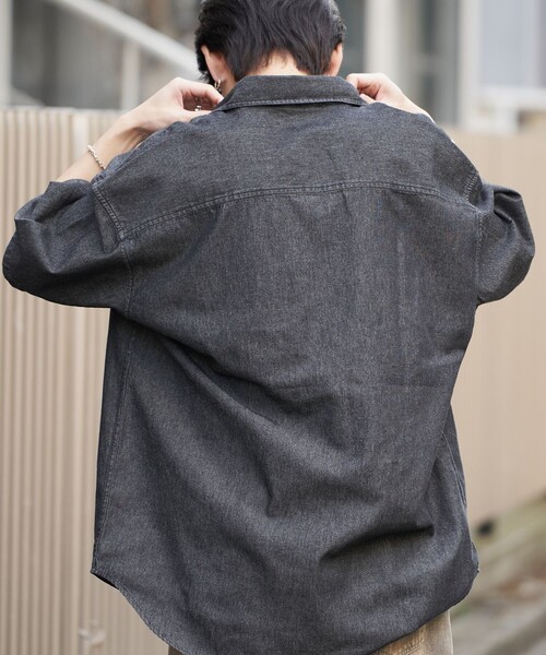 PUBLUX（パブリュクス）の「U.S.POLO ASSN./ユーエスポロアッスン 別注 ワンポイント刺繍デニムショートスリーブシャツ/デニムシャツ/ユニセックス(限定展開)（シャツ/ブラウス・メンズ・ブラック/サックスブルー/インディゴブルー・SMALL/MEDIUM/LARGE）」の6枚目の写真