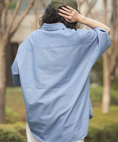 PUBLUX（パブリュクス）の「U.S.POLO ASSN./ユーエスポロアッスン 別注 ワンポイント刺繍デニムショートスリーブシャツ/デニムシャツ/ユニセックス(限定展開)（シャツ/ブラウス・メンズ・ブラック/サックスブルー/インディゴブルー・SMALL/MEDIUM/LARGE）」の18枚目の写真