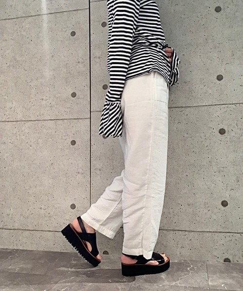 バックストラップ 厚底サンダル APOM│Jeffrey Campbell