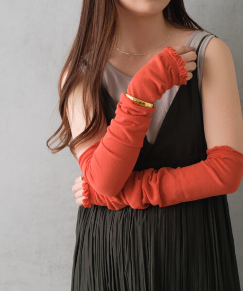 BIRTHDAY BAR（バースデイバー）の「UVカット フリル アームカバー（ハット・レディース・グレー/レッド/ブルー/ブラック/イエロー・0）」の13枚目の写真