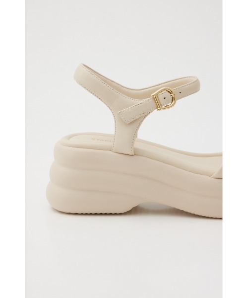 STACCATO（スタッカート）の「パフィーバウムライクソールサンダル（サンダル・レディース・ホワイト/シルバー・23.5cm/24cm/24.5cm/23cm/22.5cm）」の18枚目の写真