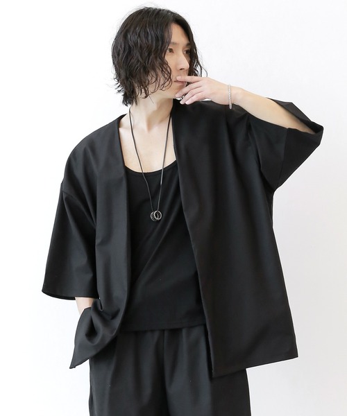 minsobi（ミンソビ）の「バックプリント サマーカーディガン シャツカーディガン 夏セットアップ（カーディガン/ボレロ・メンズ・ブラック/ベージュ/グリーン・FREE）」の2枚目の写真