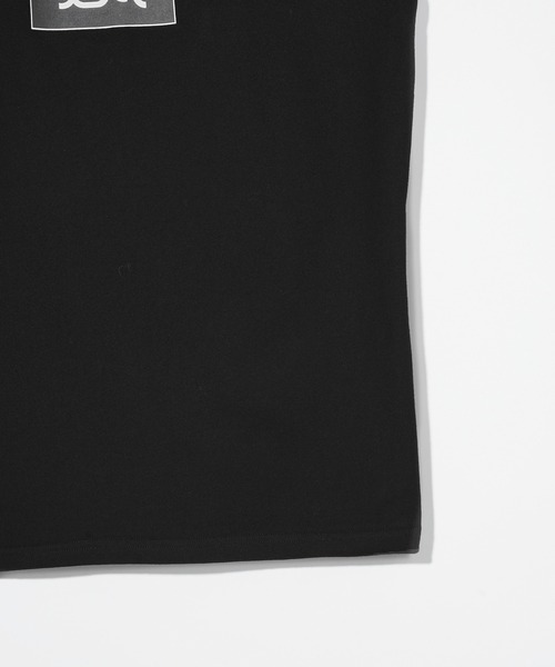 X-girl(エックスガール)の「FACE L/S TEE(Tシャツ/カットソー・レディース・ブラック/ホワイト・S/M/L/XL)」の7枚目の写真