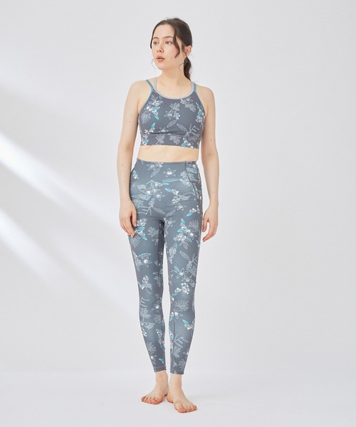 NERGY（ナージー）の「【HIBIYA-KADAN×NERGY】UV＆水陸両用 ボタニカル柄ブラトップ（ブラジャー・レディース・チャコールグレー/クリーム・S/M/L）」の4枚目の写真