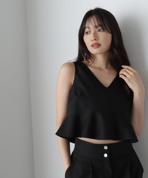 NATURAL BEAUTY BASIC（ナチュラルビューティーベーシック）の「◇クロップドペプラムトップス＆パンツ（パンツドレス・レディース・ブラック/ベージュ・MEDIUM）」の7枚目の写真